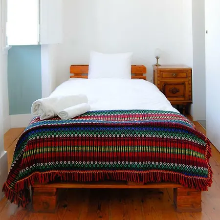 Largo Residencias Гостевой дом Лиссабон