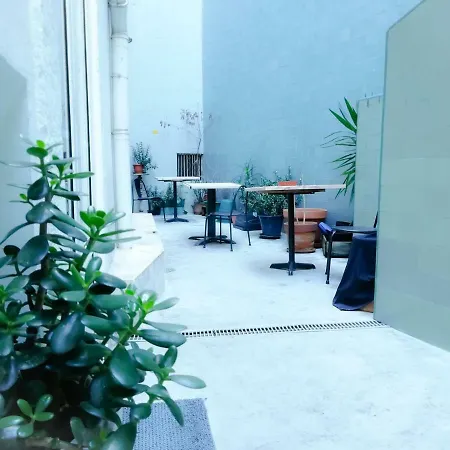 Largo Residencias Penzion